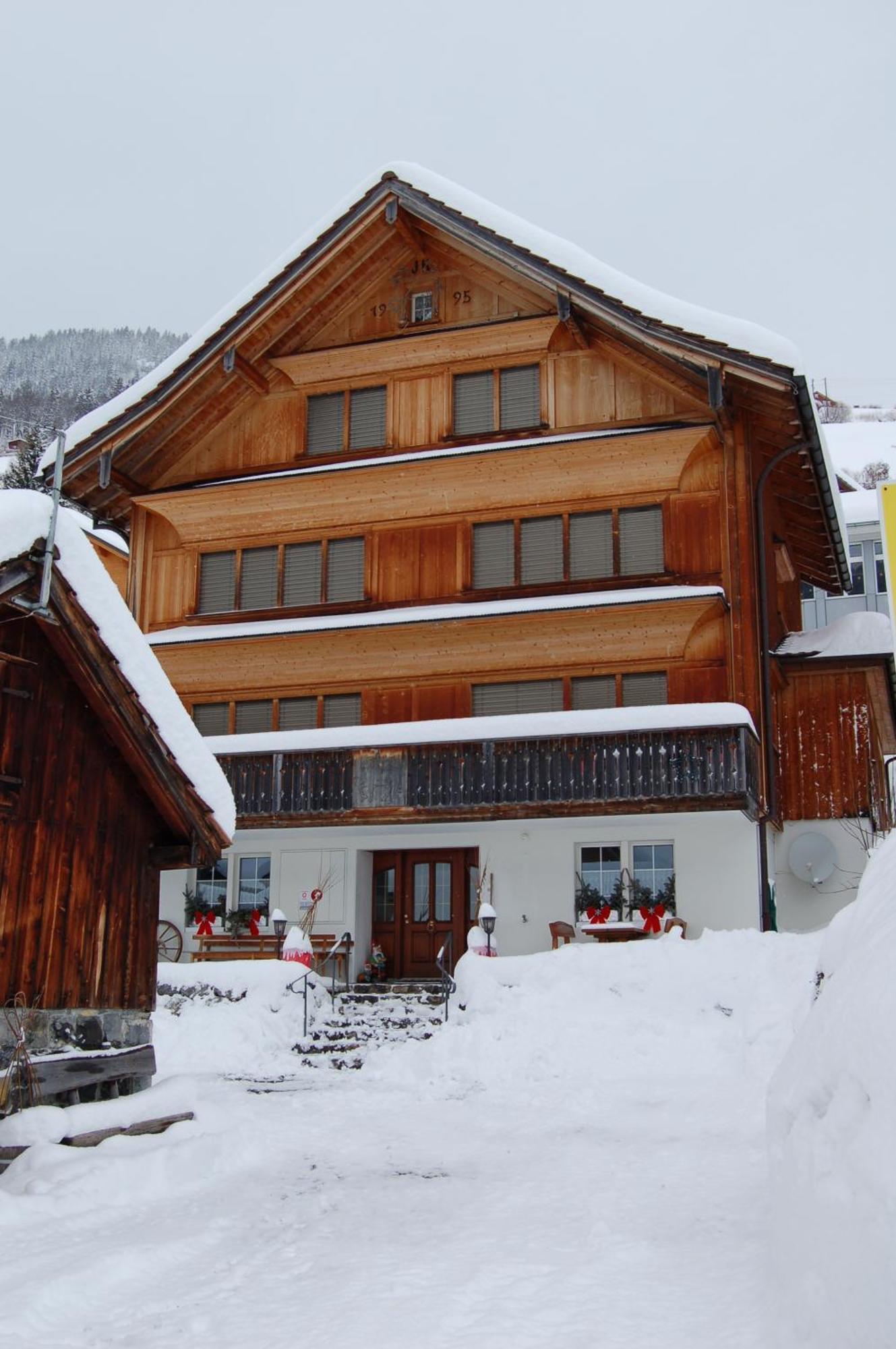 Gasthaus Schaefli Alt St. Johann Bagian luar foto