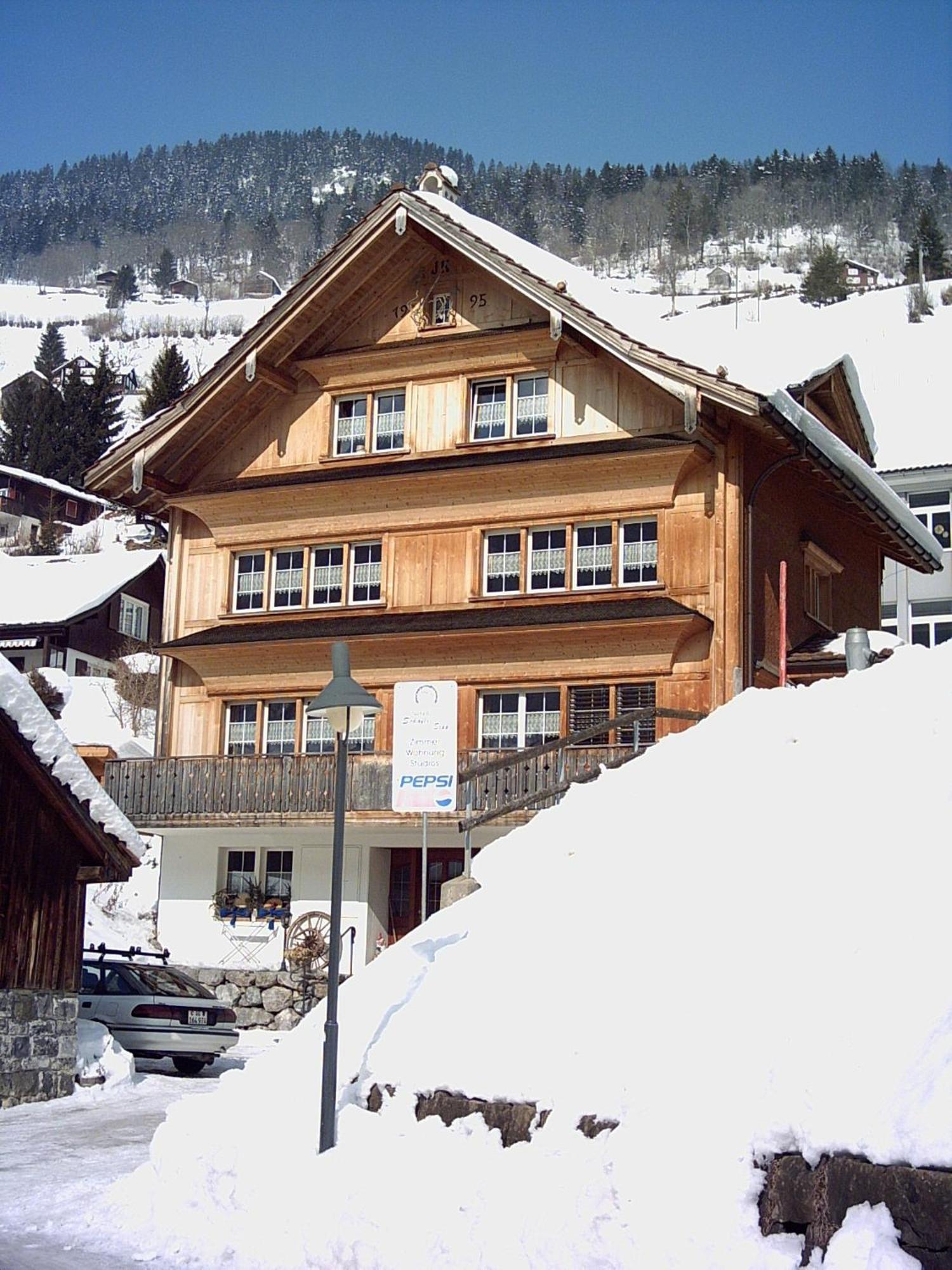 Gasthaus Schaefli Alt St. Johann Bagian luar foto