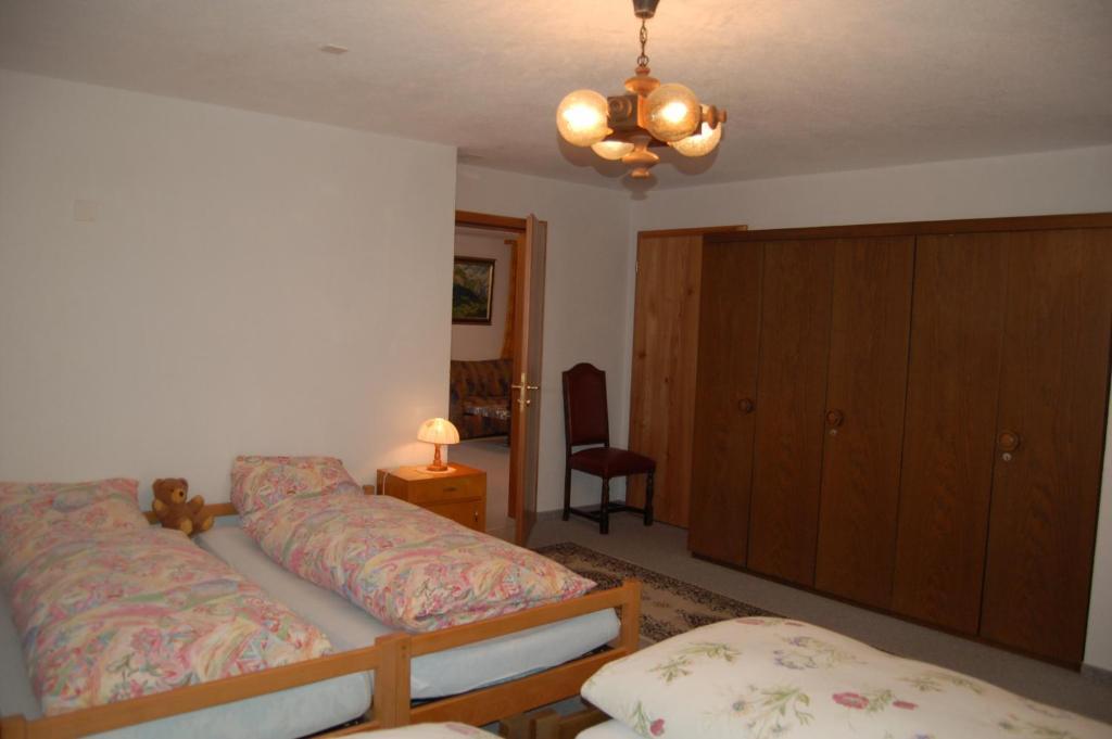 Gasthaus Schaefli Alt St. Johann Ruang foto