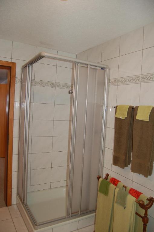 Gasthaus Schaefli Alt St. Johann Ruang foto